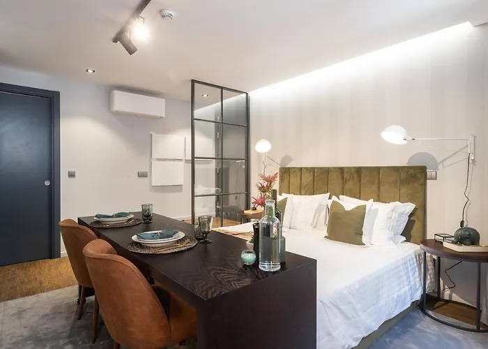 Anjos Balconies بيت ضيافة