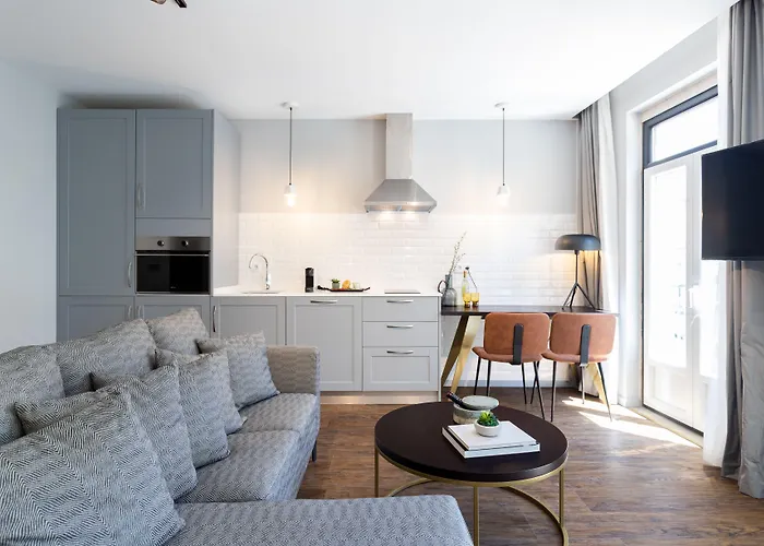 بيت ضيافة Anjos Balconies 4*