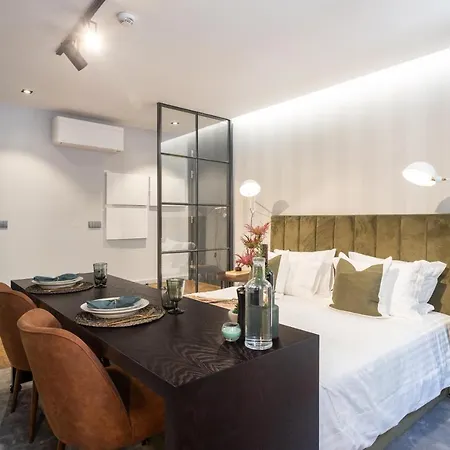 Anjos Balconies 게스트하우스