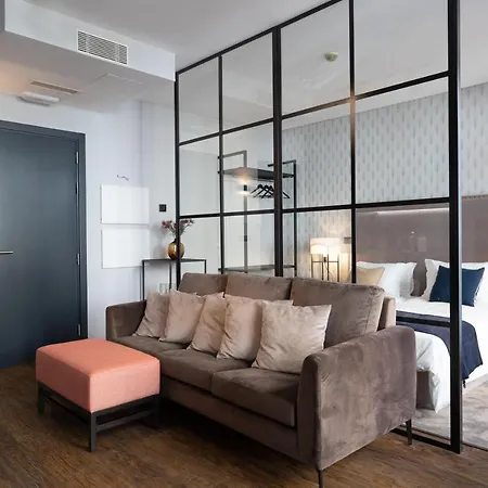 ゲストハウス Anjos Balconies 4*